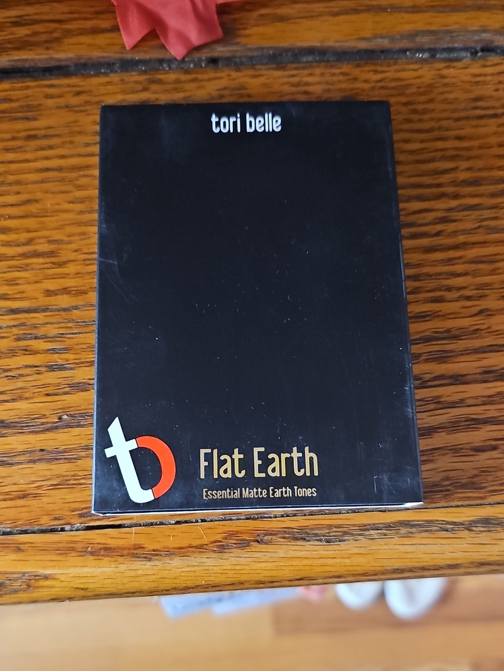 Tori Belle Flat Earth Essential Matte Eyeshadow Palette - Black